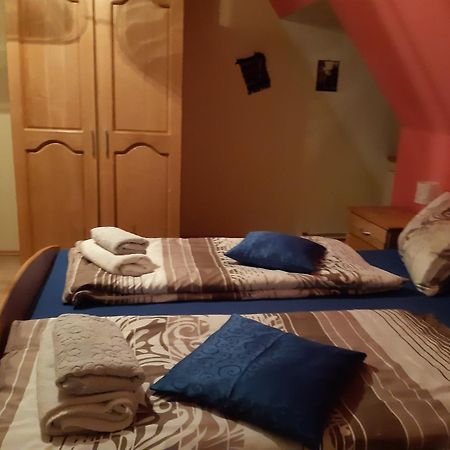 Frühstückspension Negrean Modriach Zimmer foto