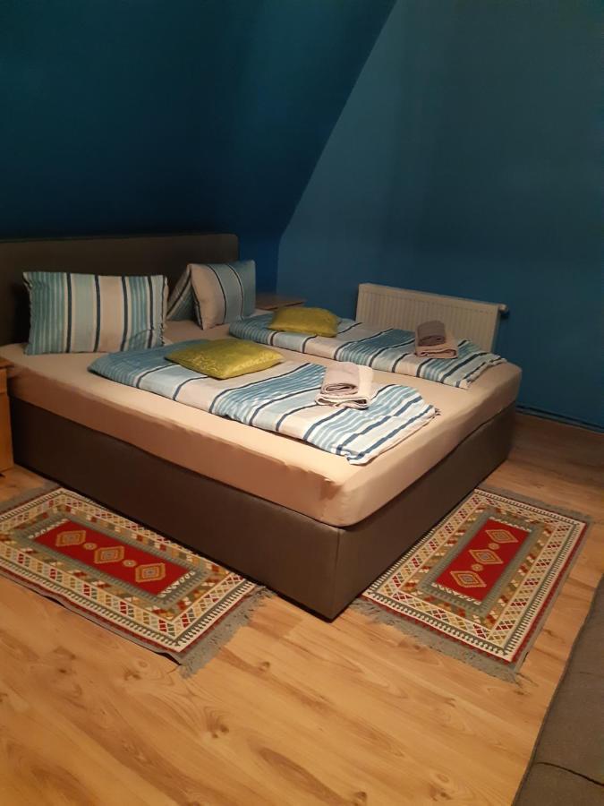Frühstückspension Negrean Modriach Zimmer foto