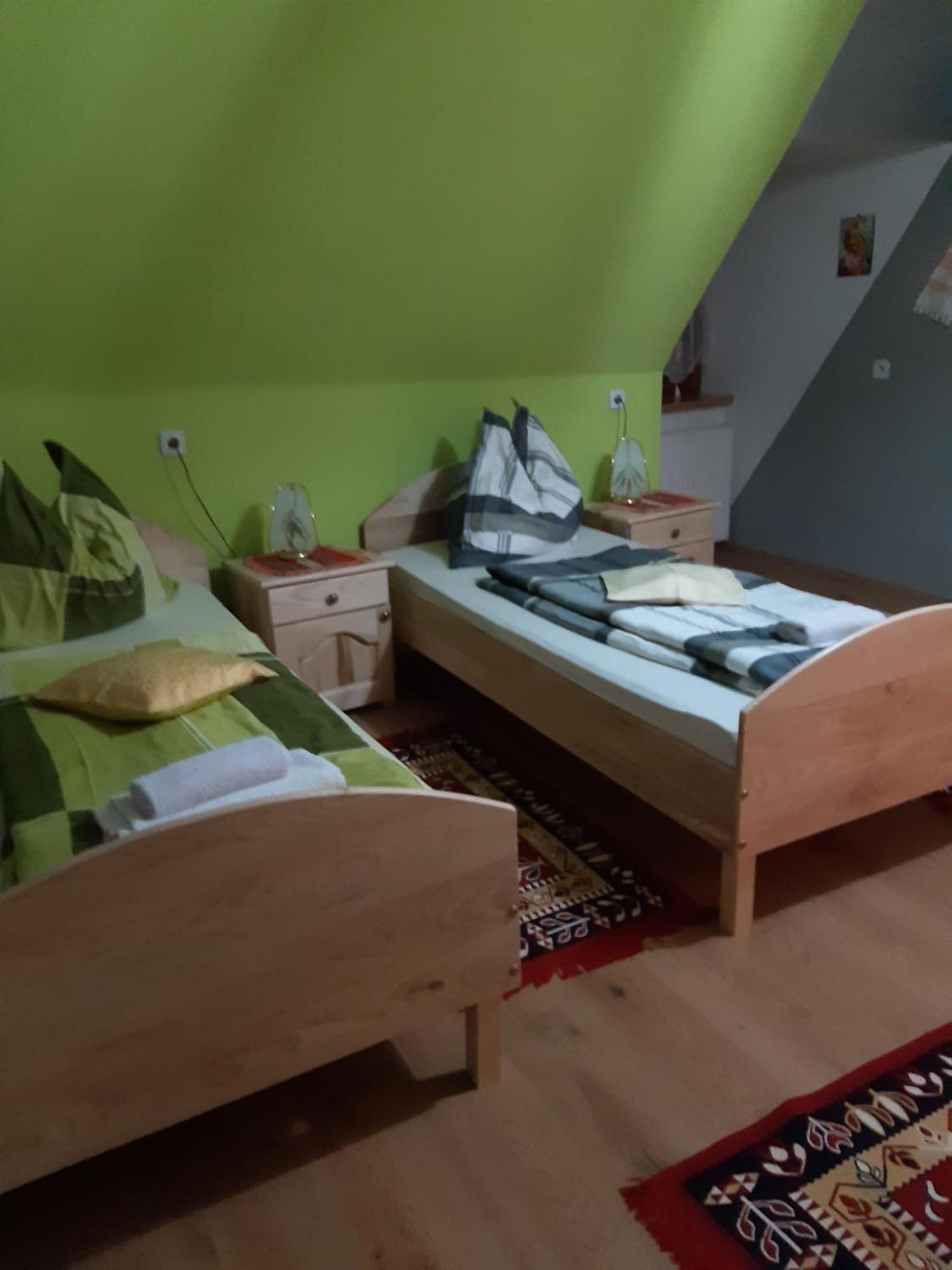 Frühstückspension Negrean Modriach Zimmer foto